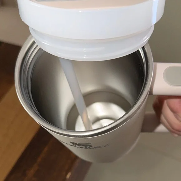 Stanley Soft Touch Cream Travel Tumbler with Handle 40 oz - Picture 6 of 6